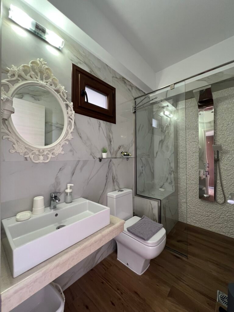Bathroom Room 3
